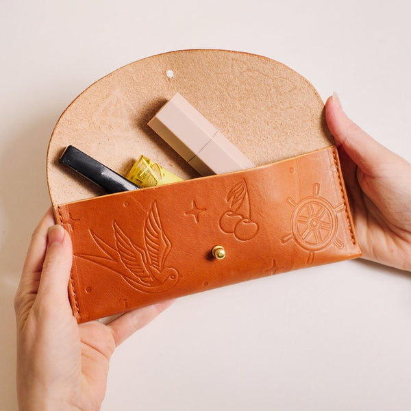 Knollwood Company Pouch