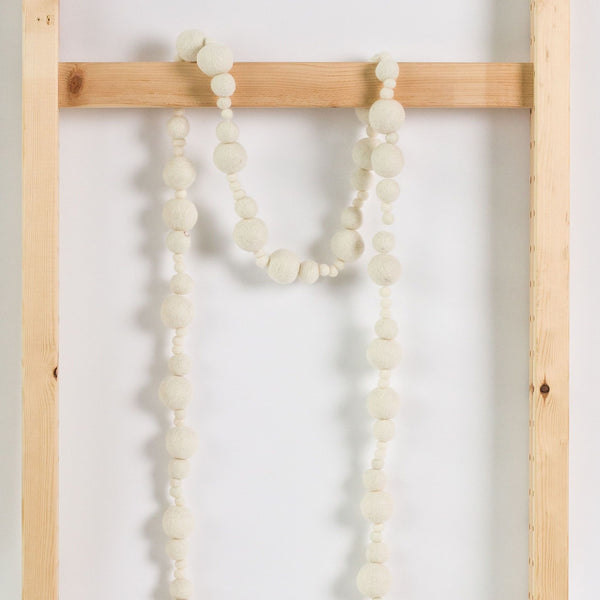 Multi-Size Pom Pom Garland